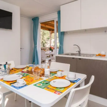 Feriehus Stork Village *