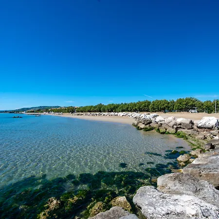 Stork Village Сasa de vacaciones Roseto Degli Abruzzi