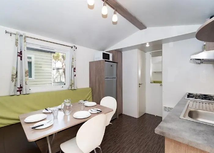 別荘 Stork Village ロゼート・デッリ・アブルッツィ